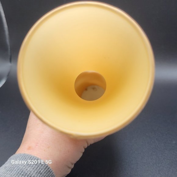 Vintage White Satin Frosted Vase Made In Italy Wheat And Flower Design 10” - Picture 8 of 10